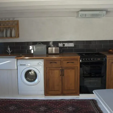 Cosy Seaside Baltimore