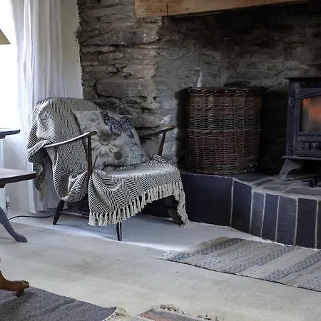 Cosy Seaside Baltimore Ballylinchy