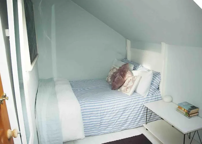 Cosy Seaside Baltimore * Ballylinchy