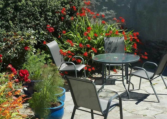 Cosy Seaside Baltimore